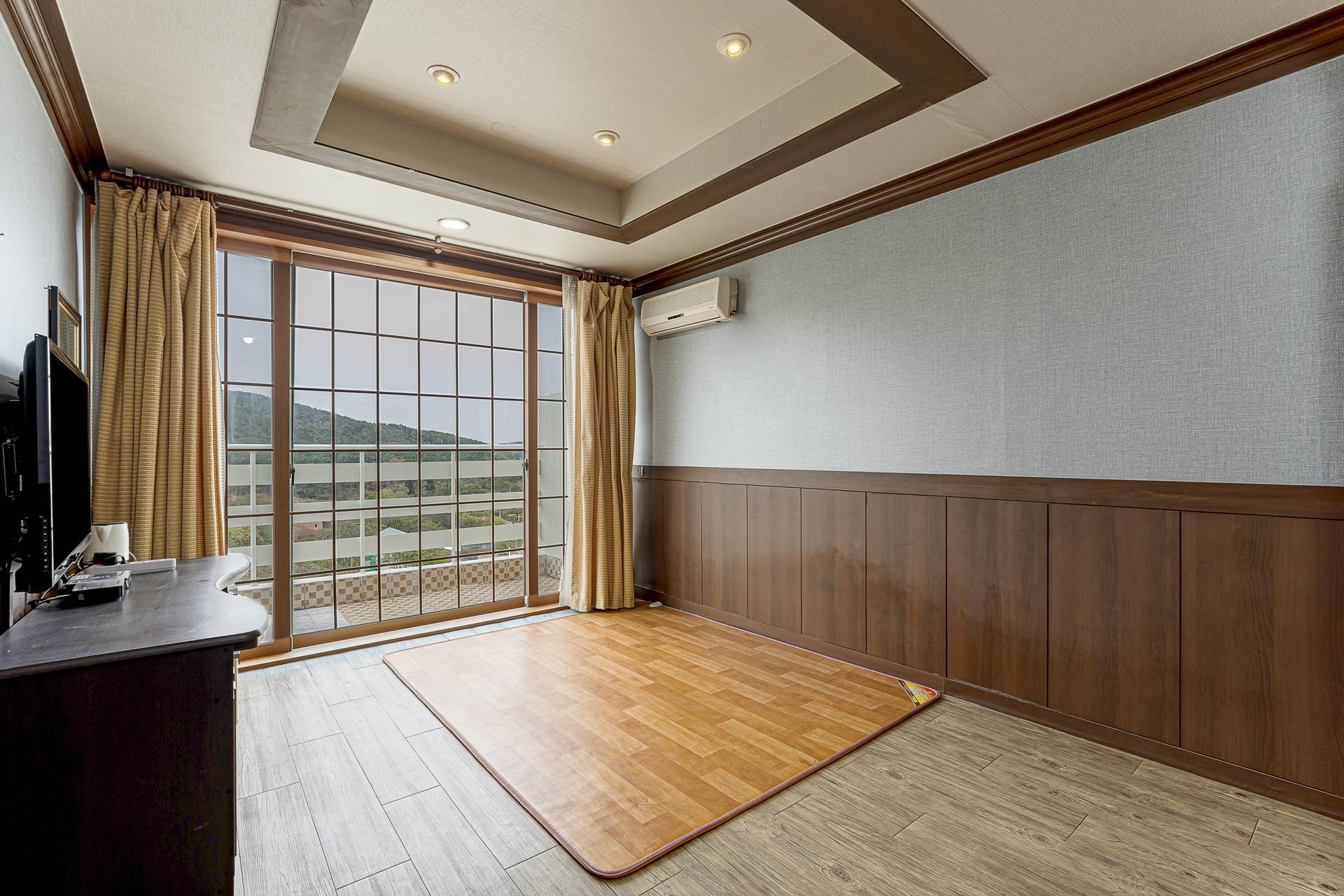 스탠다드C (2인실)