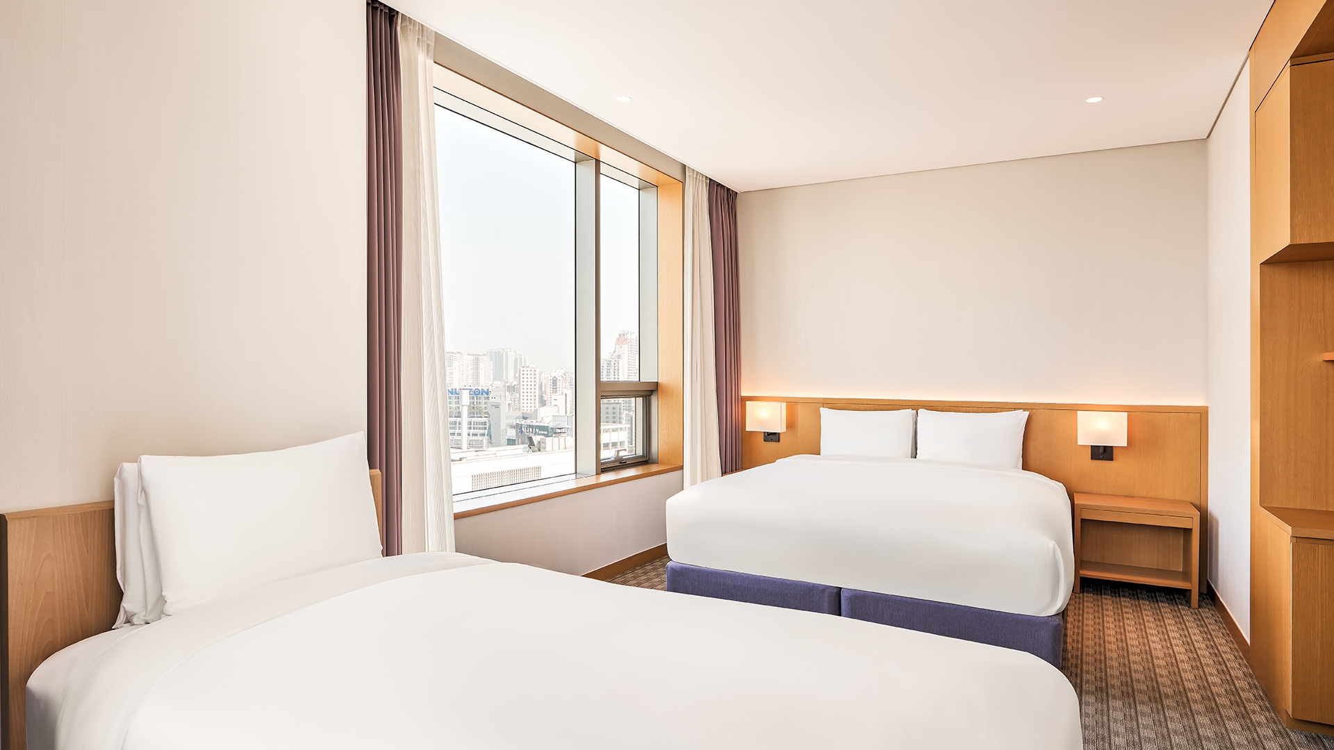 디럭스 코너 패밀리 트윈 (고층 배정)