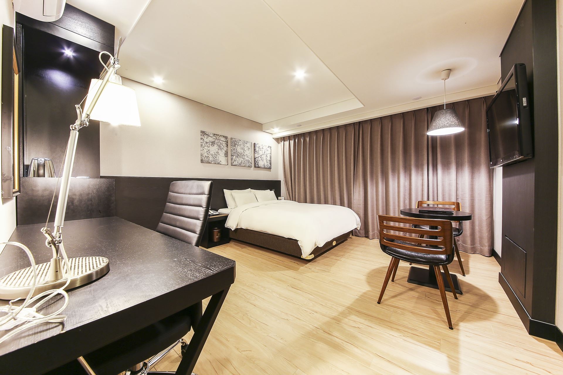 Deluxe Double(욕조보유)