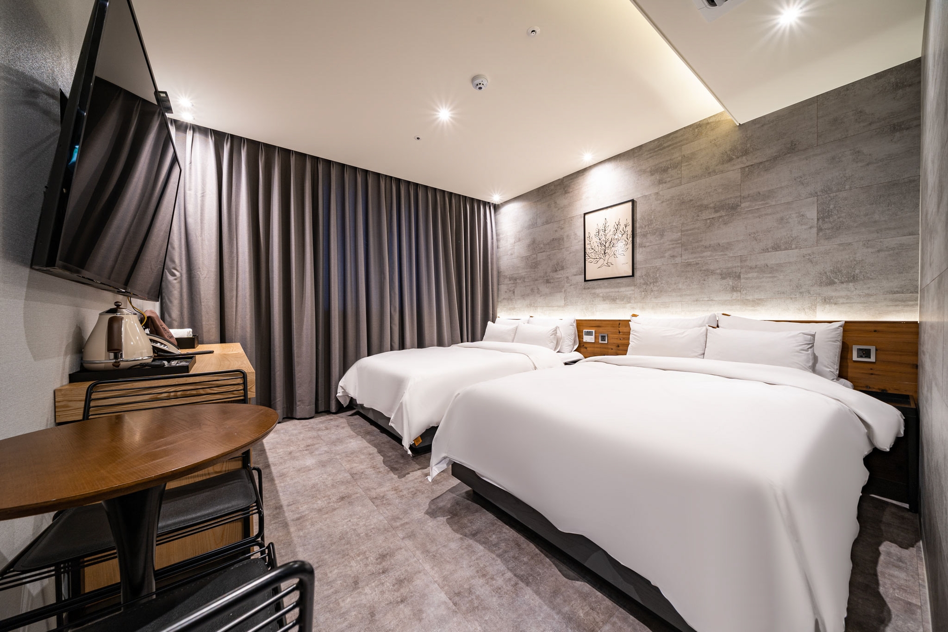 스탠다드 더블 트윈-시티뷰 (조식 이