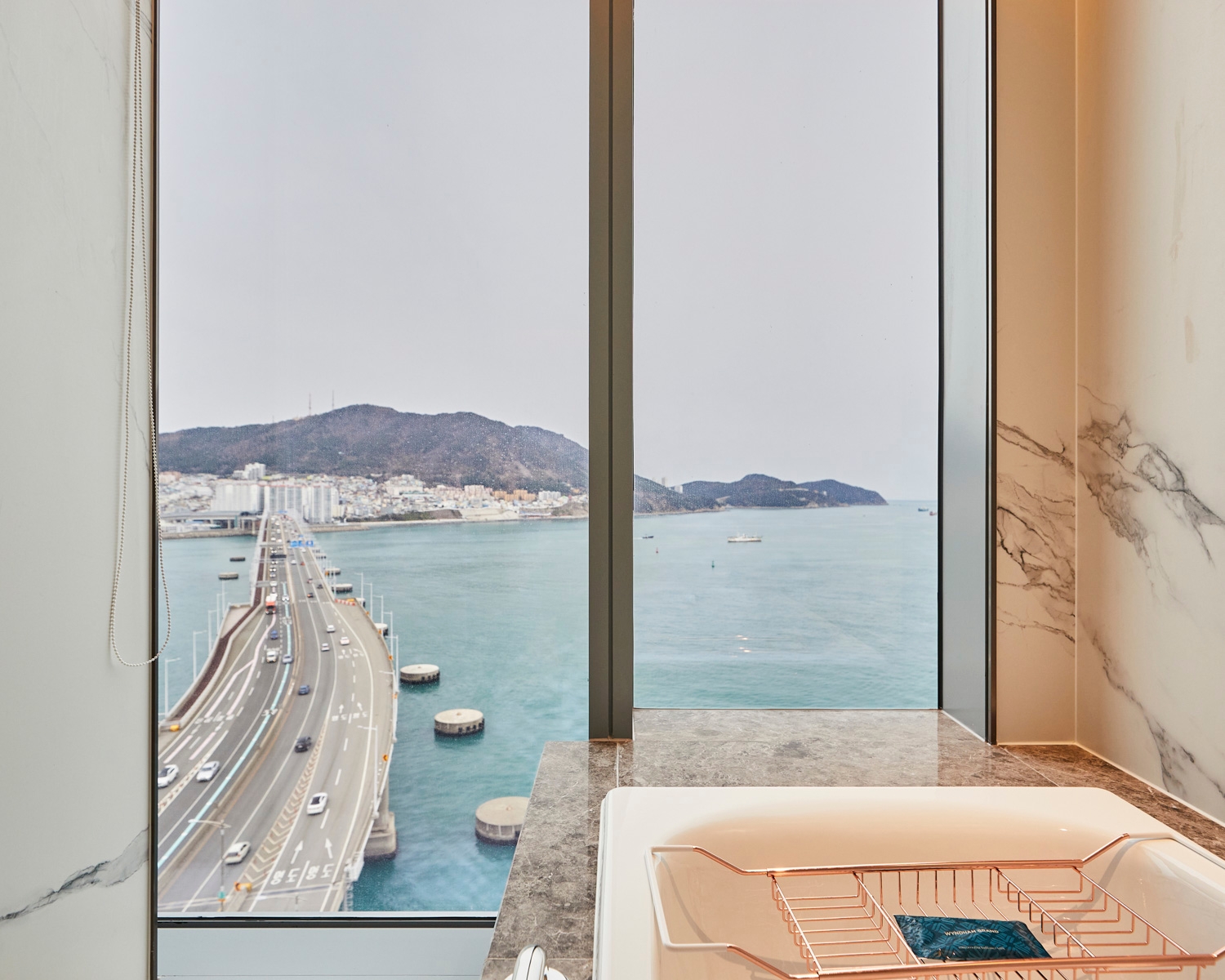 코너스위트 투 베드