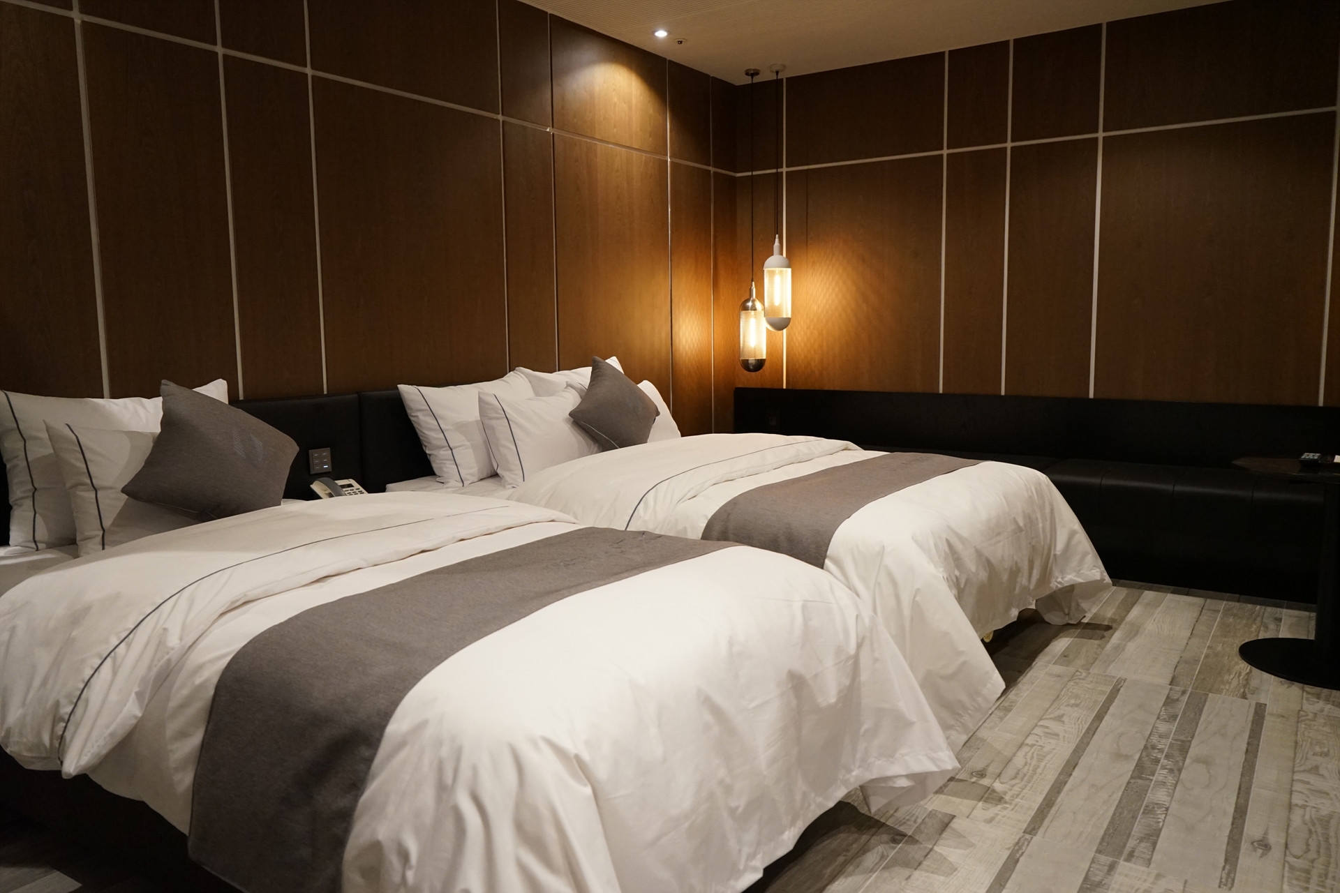 디럭스 트윈(더블+싱글,스타일러X)