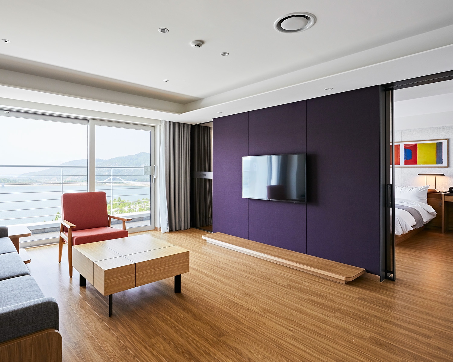 코너 스위트 트윈 (호수 전망)