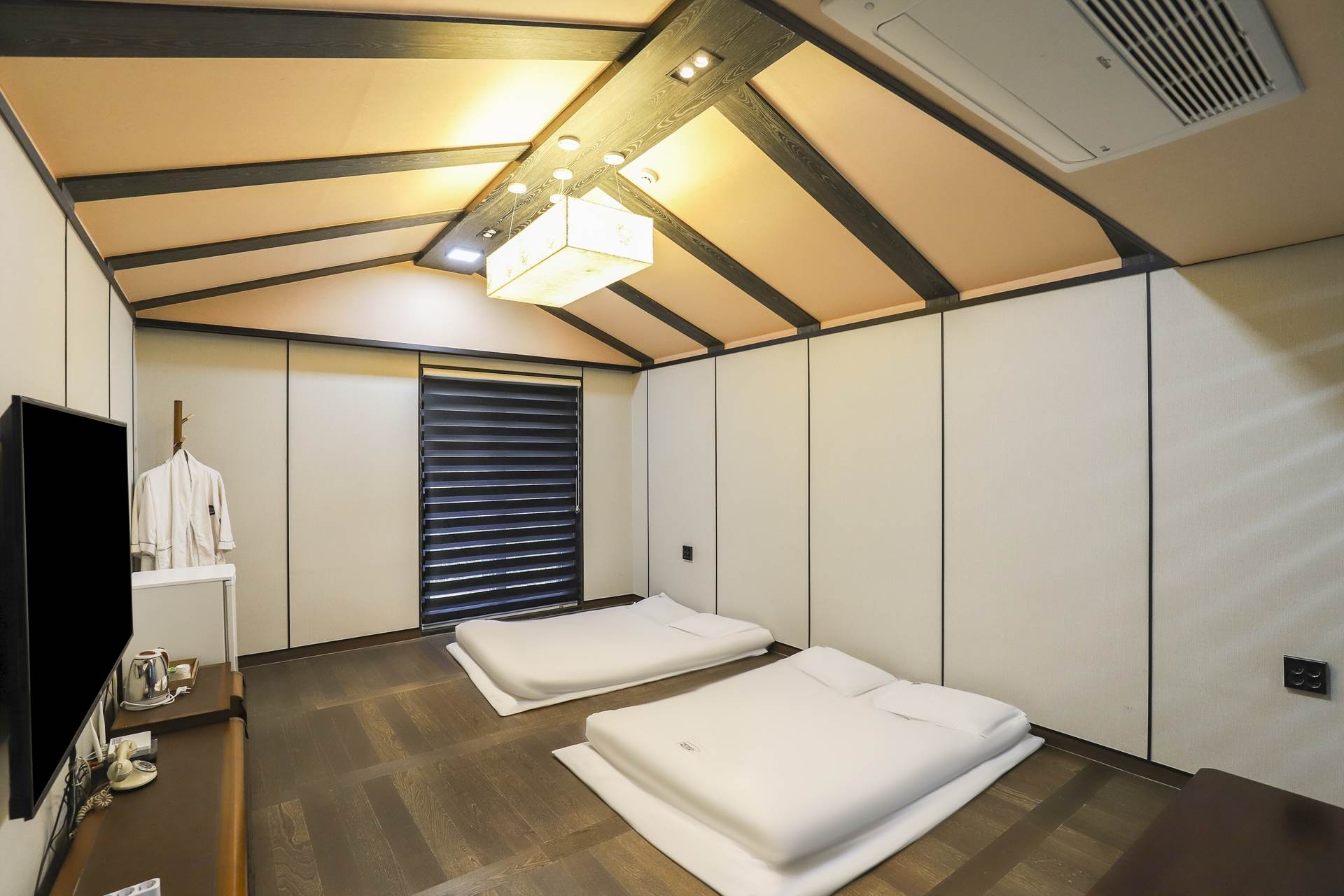 가족형 온돌(4인)(Room Only