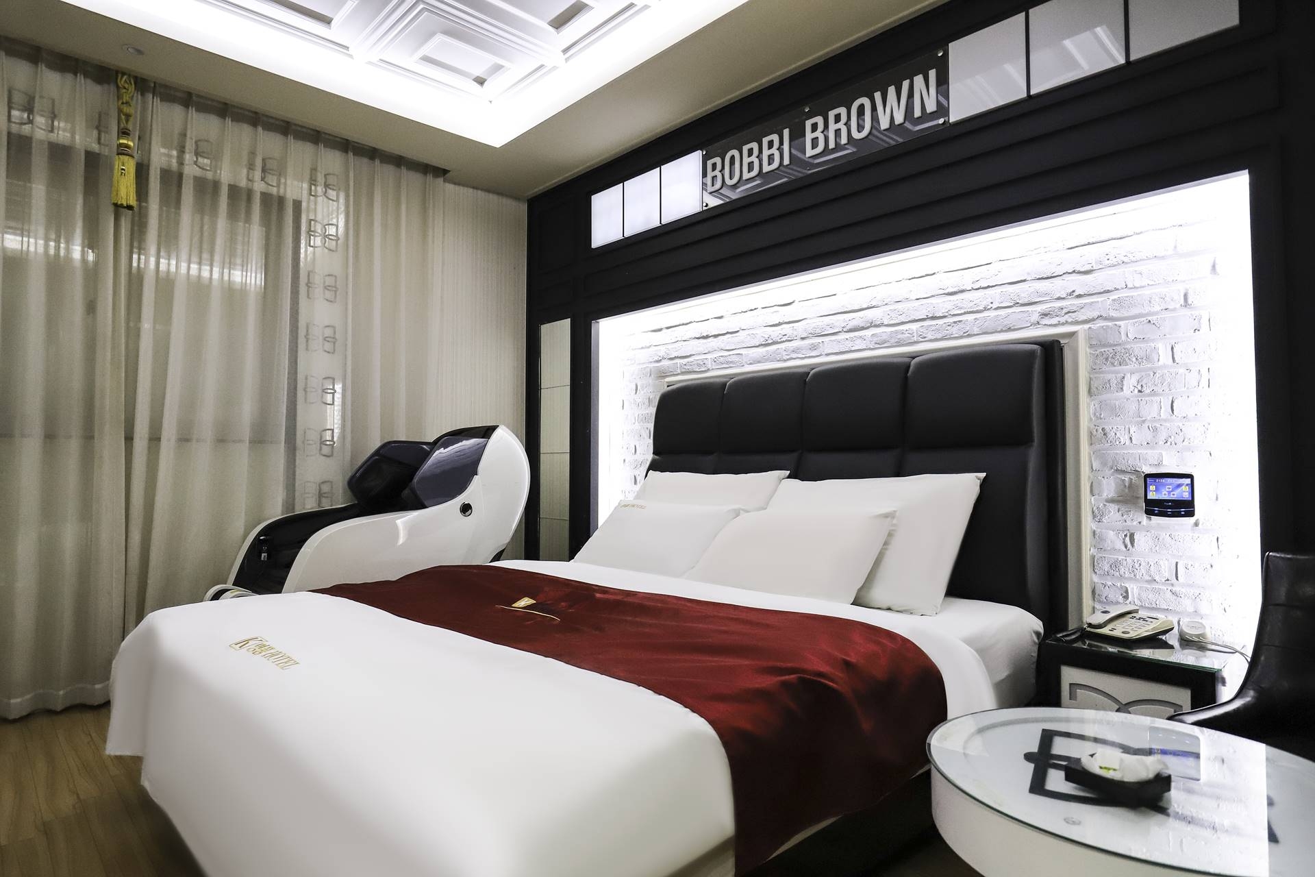 준특실-바디프랜드 팬텀