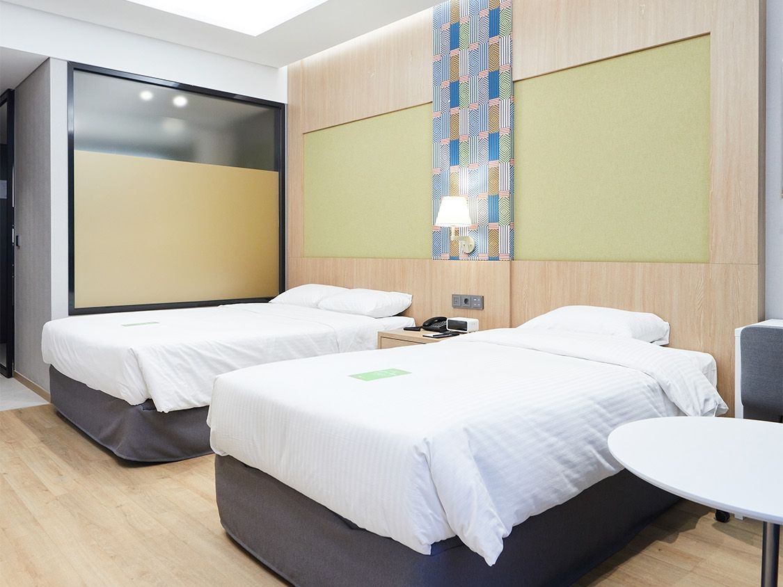 디럭스 패밀리 트윈