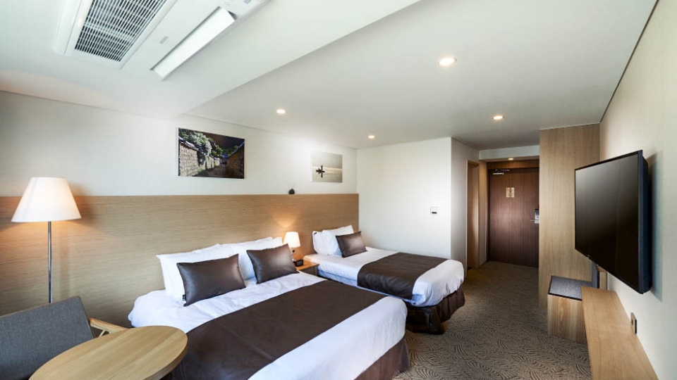 디럭스 패밀리 트윈