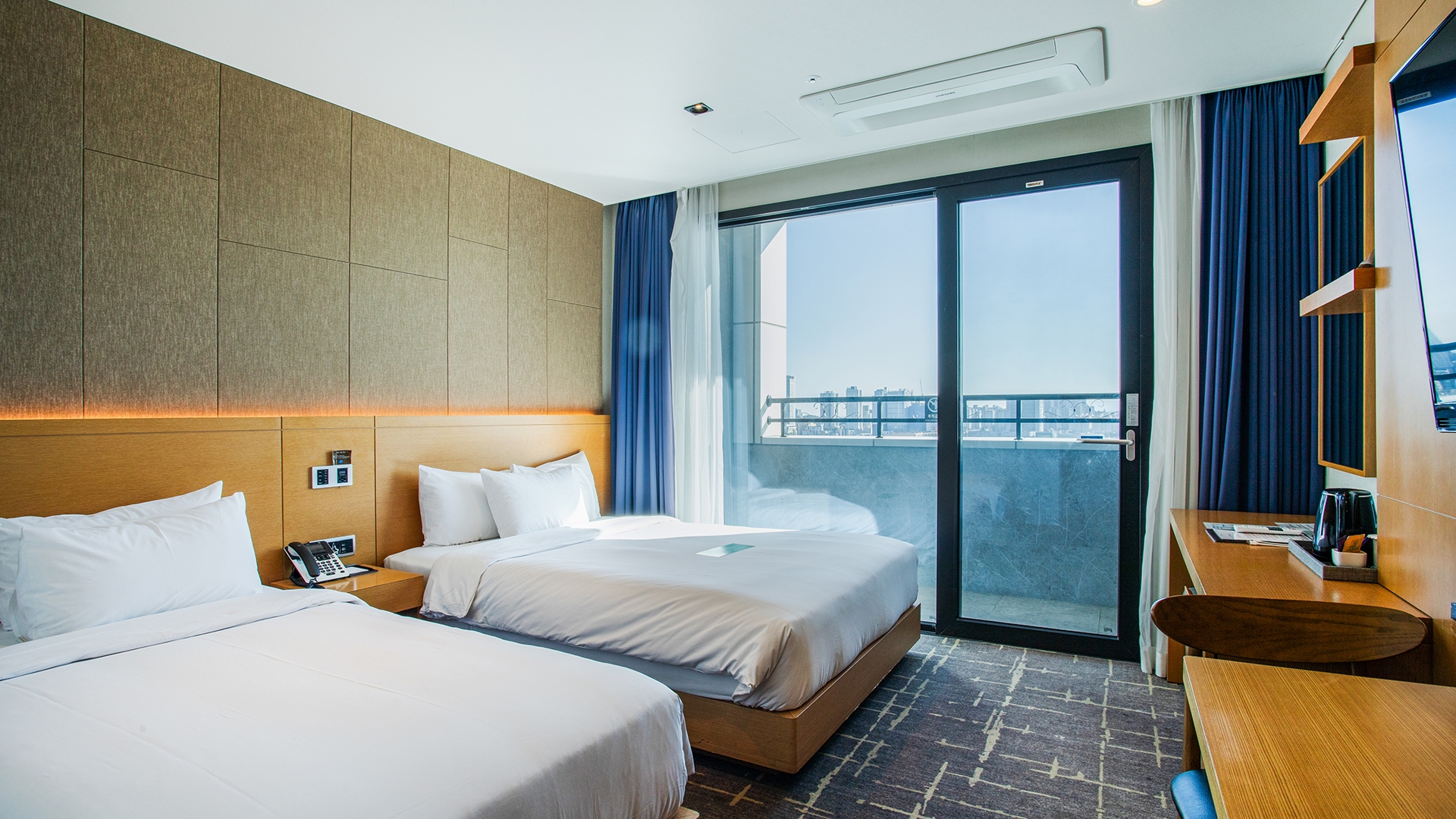 디럭스 트윈 (레이크시티뷰)