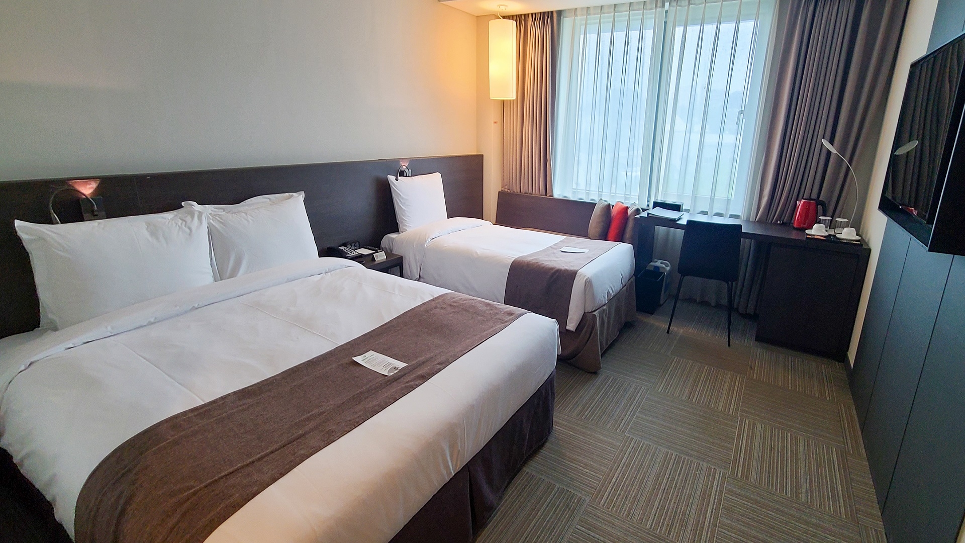 슈페리어 더블+싱글 엑스트라베드