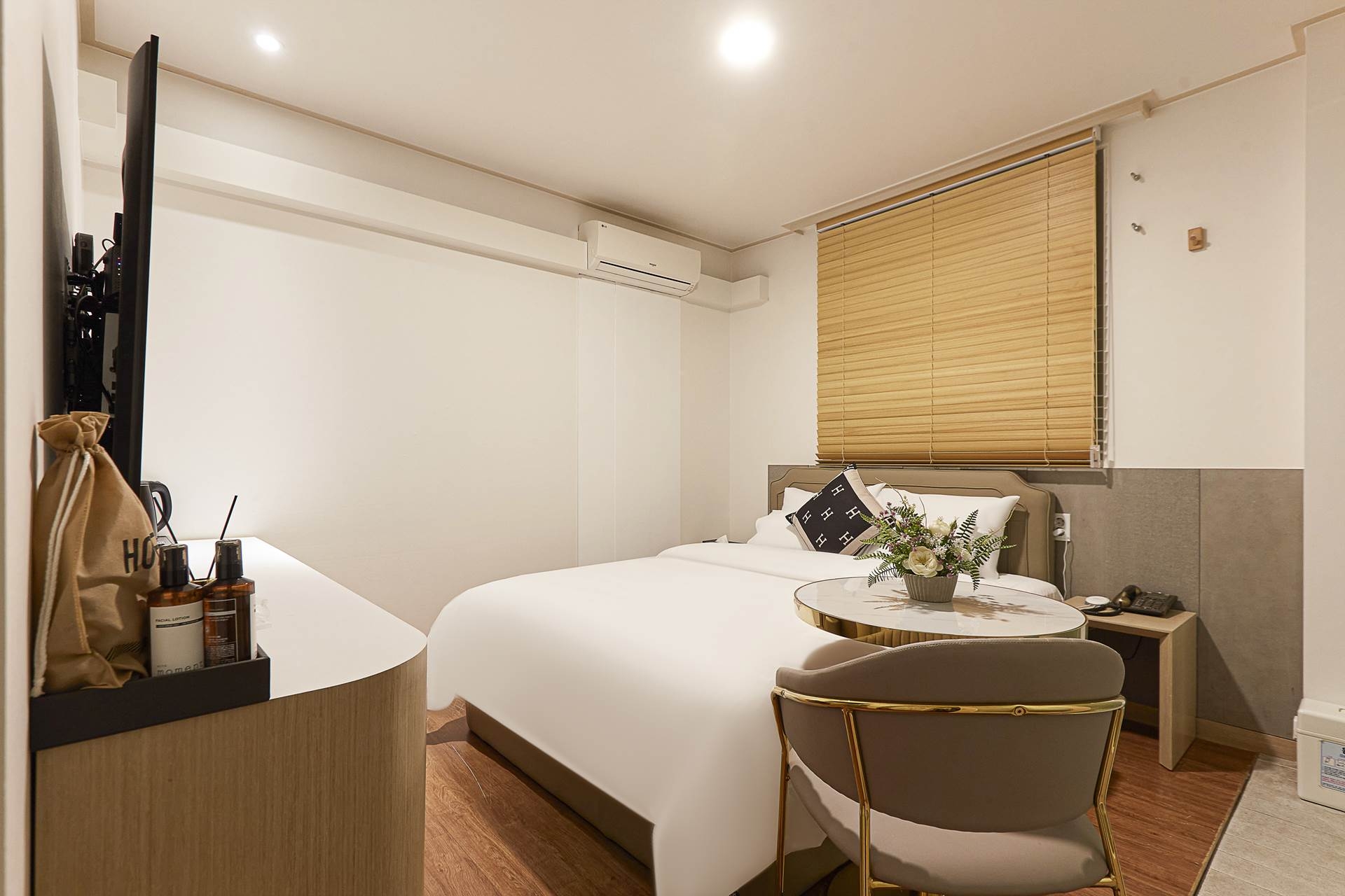 얼리체크인 디럭스(주차가능)