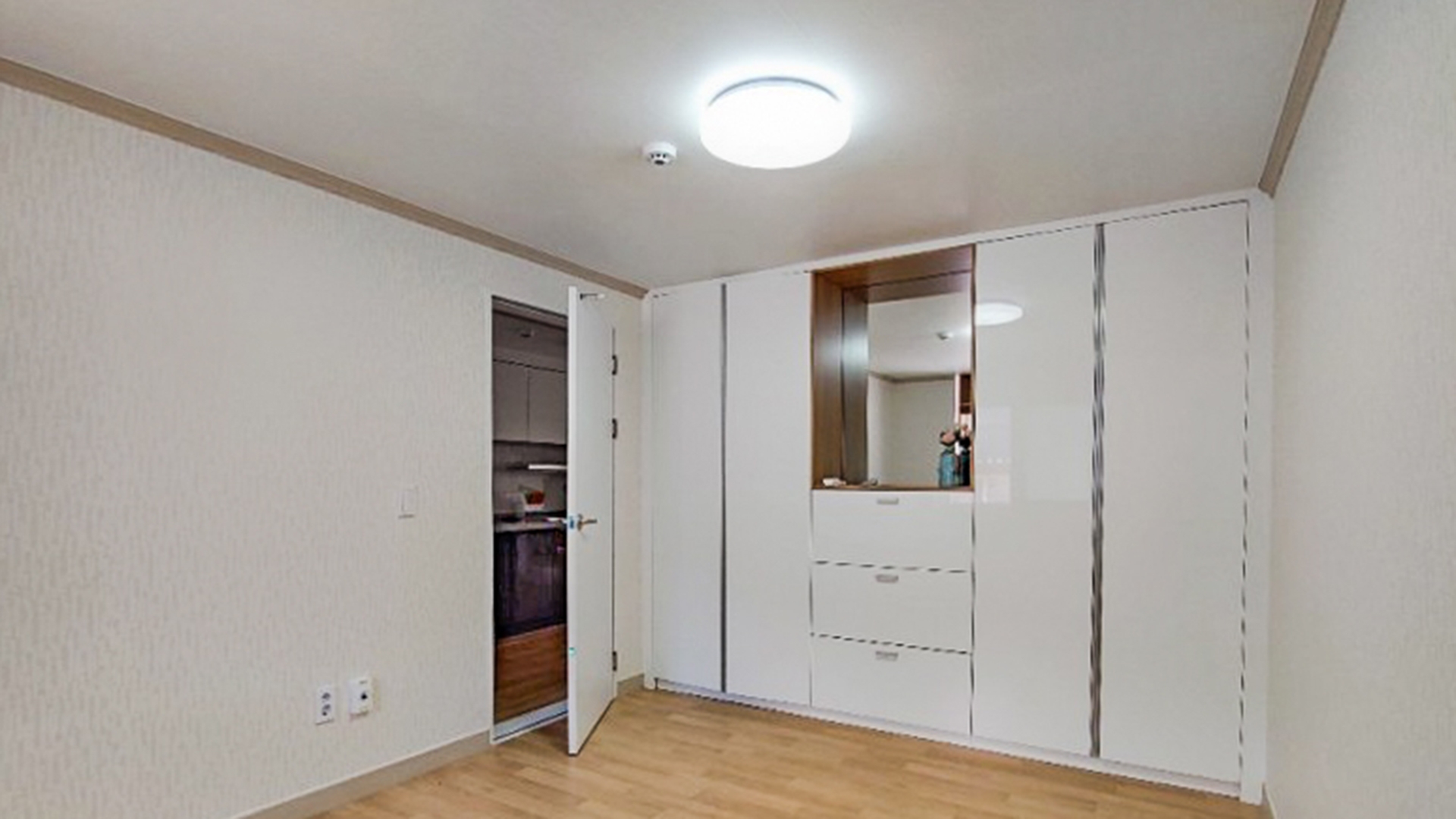 202/302/402/502(2층)