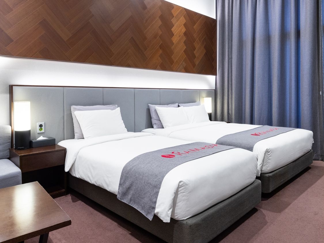 디럭스 패밀리 트윈