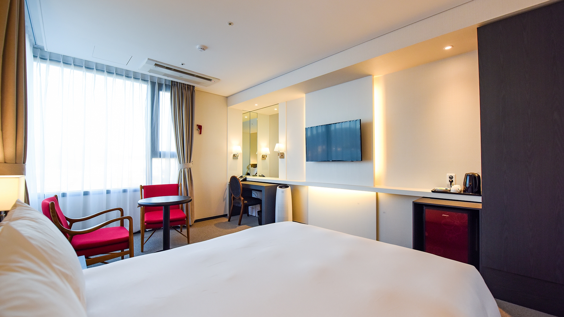 디럭스 코너 더블 