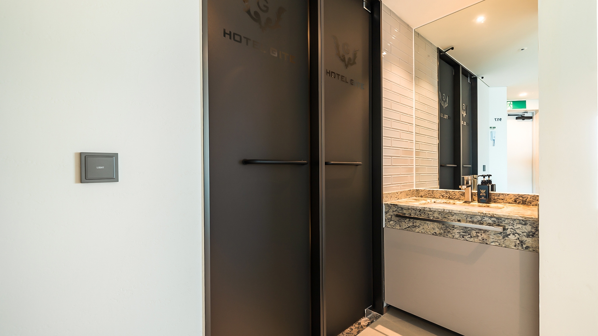 오션뷰 퀸베드+싱글베드+싱글베드