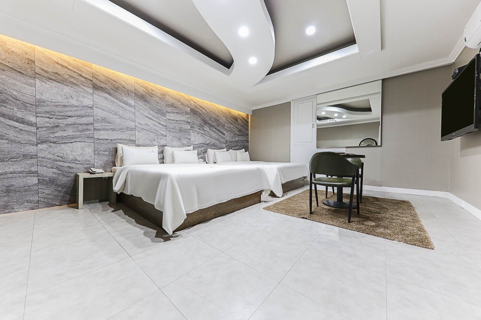 비즈니스트윈(오버워치,웨이브온,넷플릭