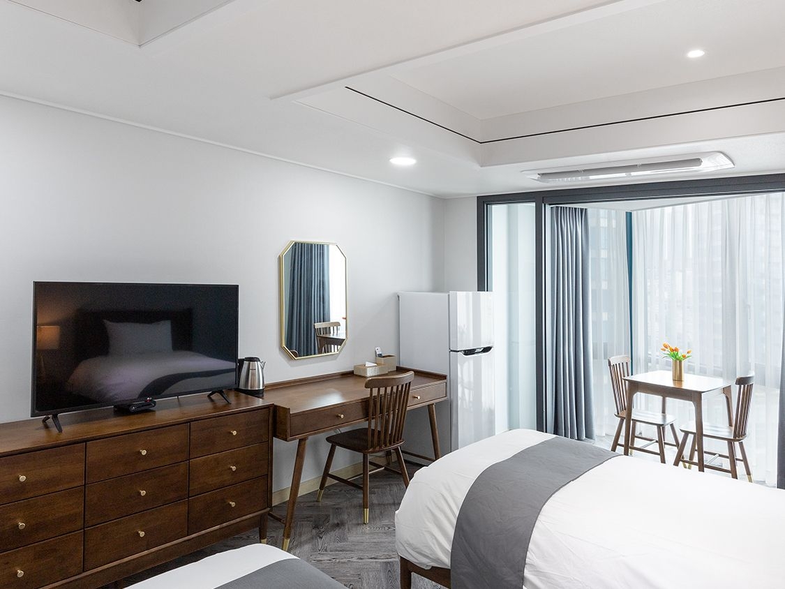 수페리어 트윈룸 하프오션뷰