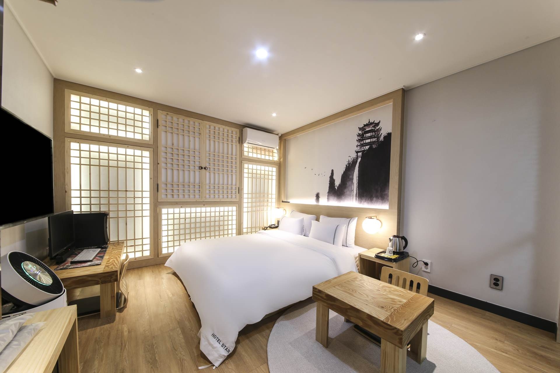 디럭스(넷플릭스,공기청정기,PC)