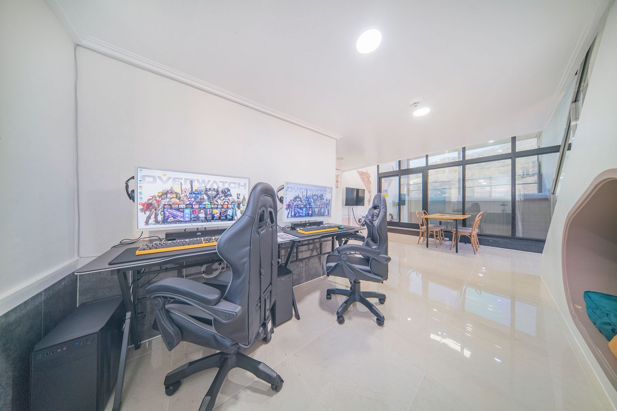 A202(2인 고사양PC / 스위밍풀)