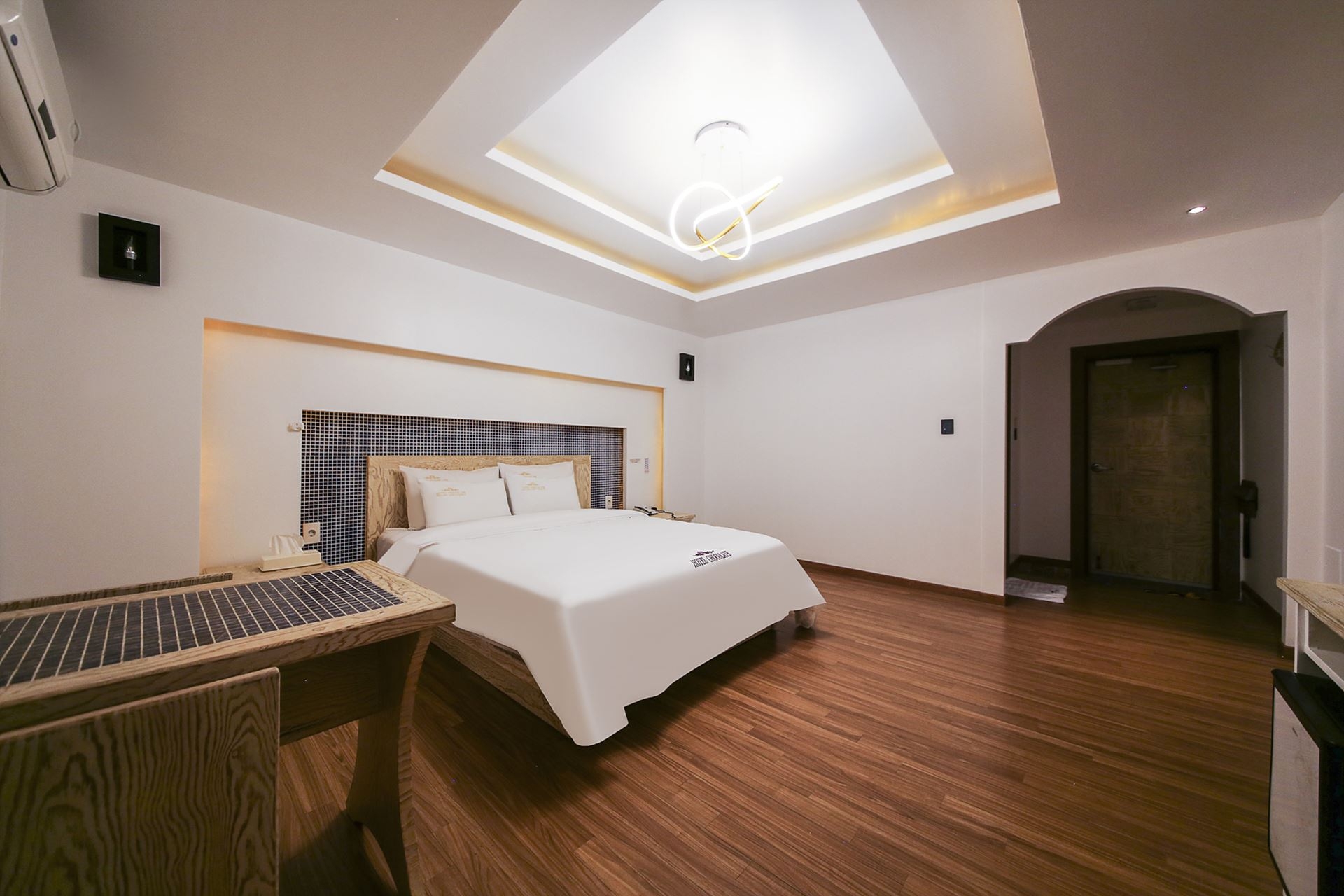 특실 [넷플릭스]