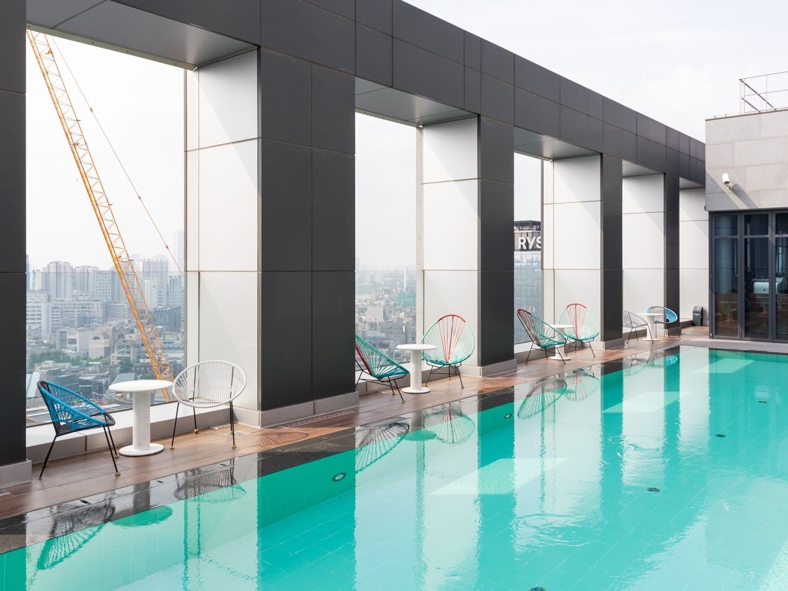 플로팅 루프탑 풀