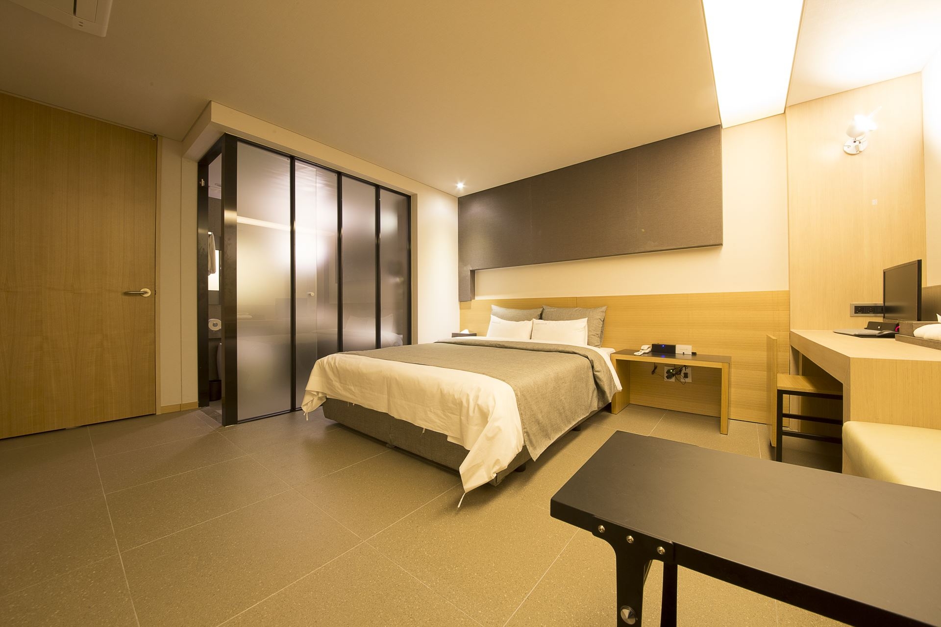 스위트룸 (NETFLIX 가능)