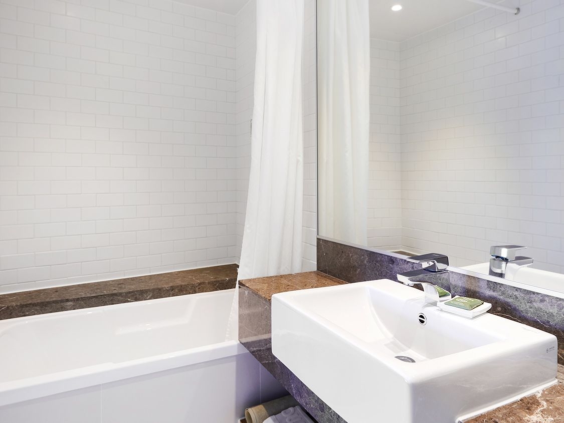 [본관] 패밀리 트윈(수영장전망)