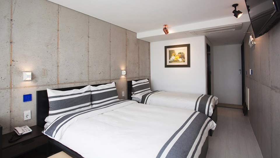 디럭스 룸 하프오션뷰