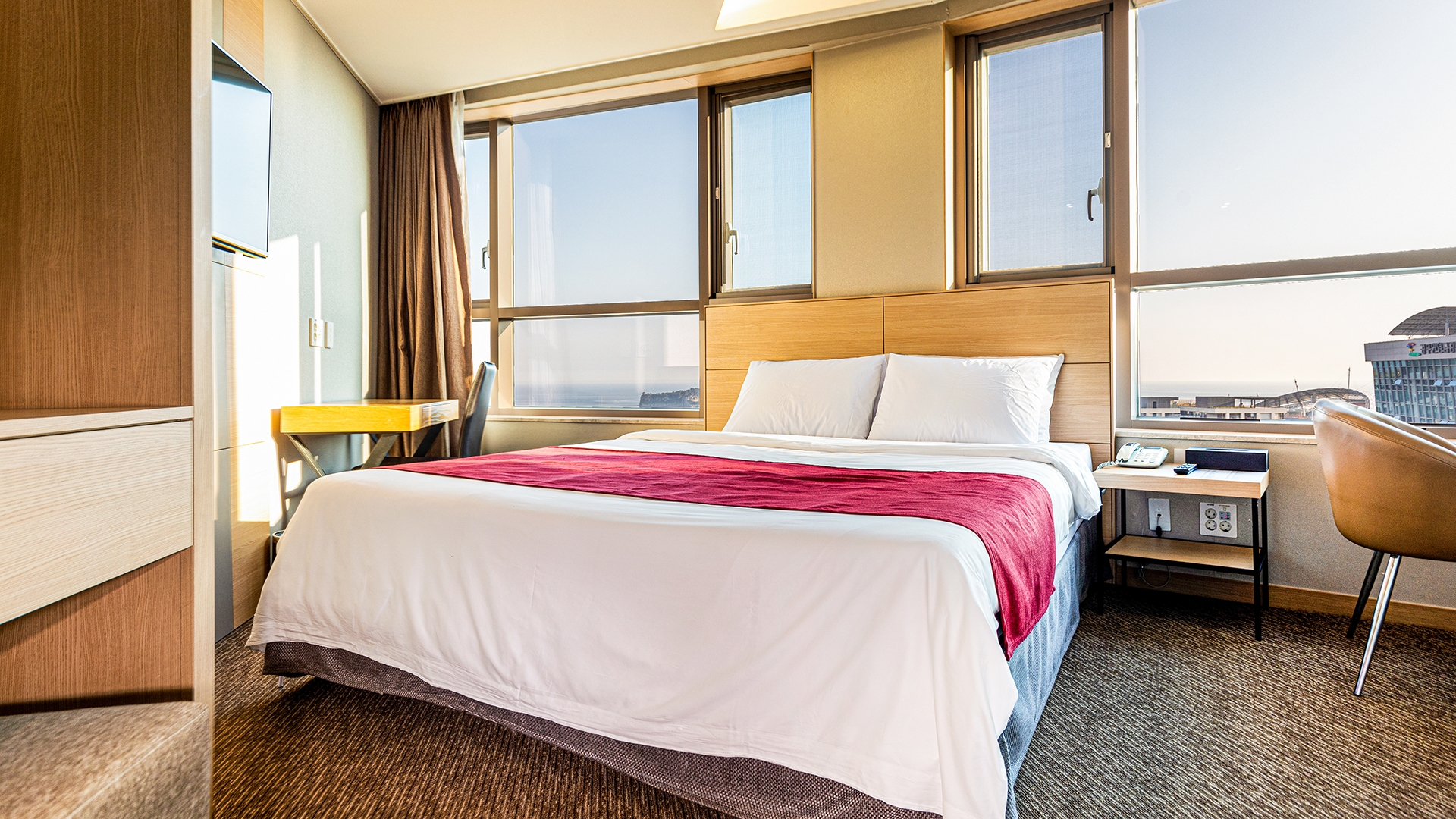 디럭스 코너 더블(정면 바다)