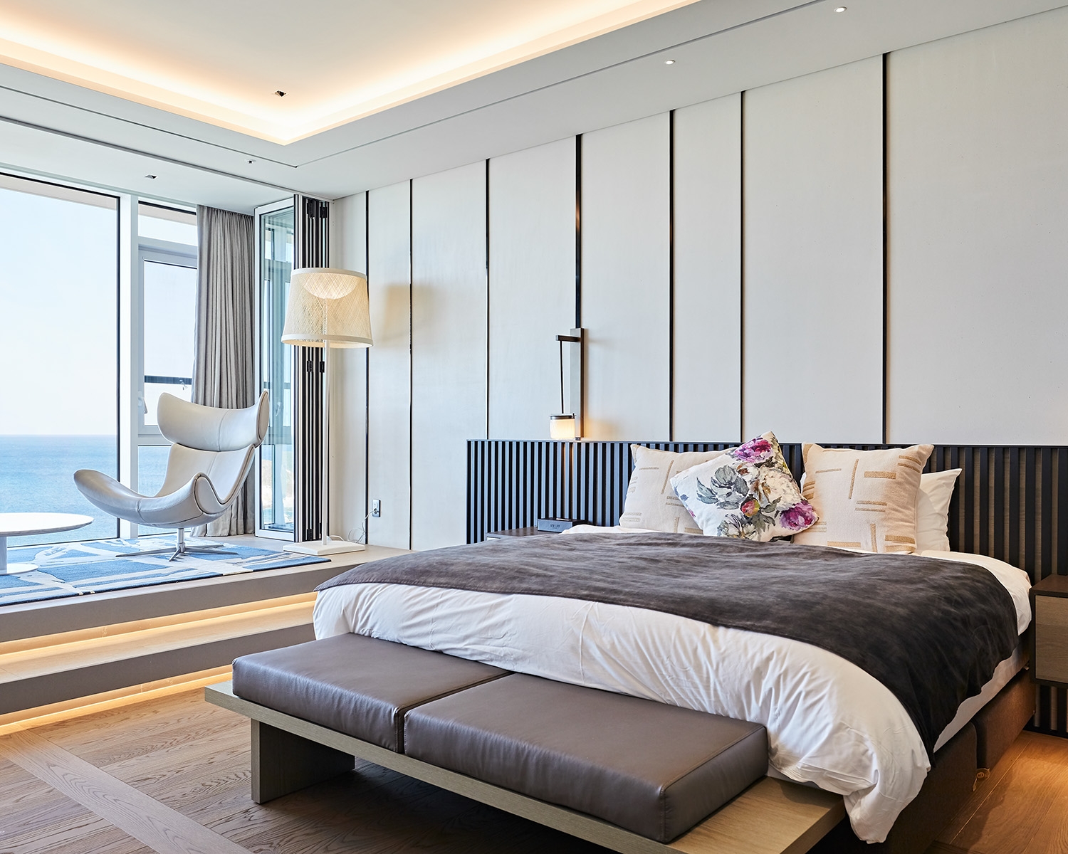 화이트 로얄 스위트