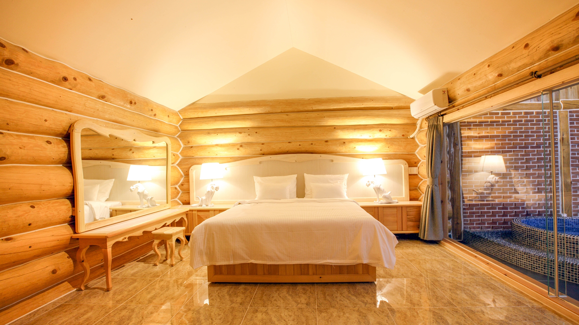 풀빌라 A/풀빌라 B