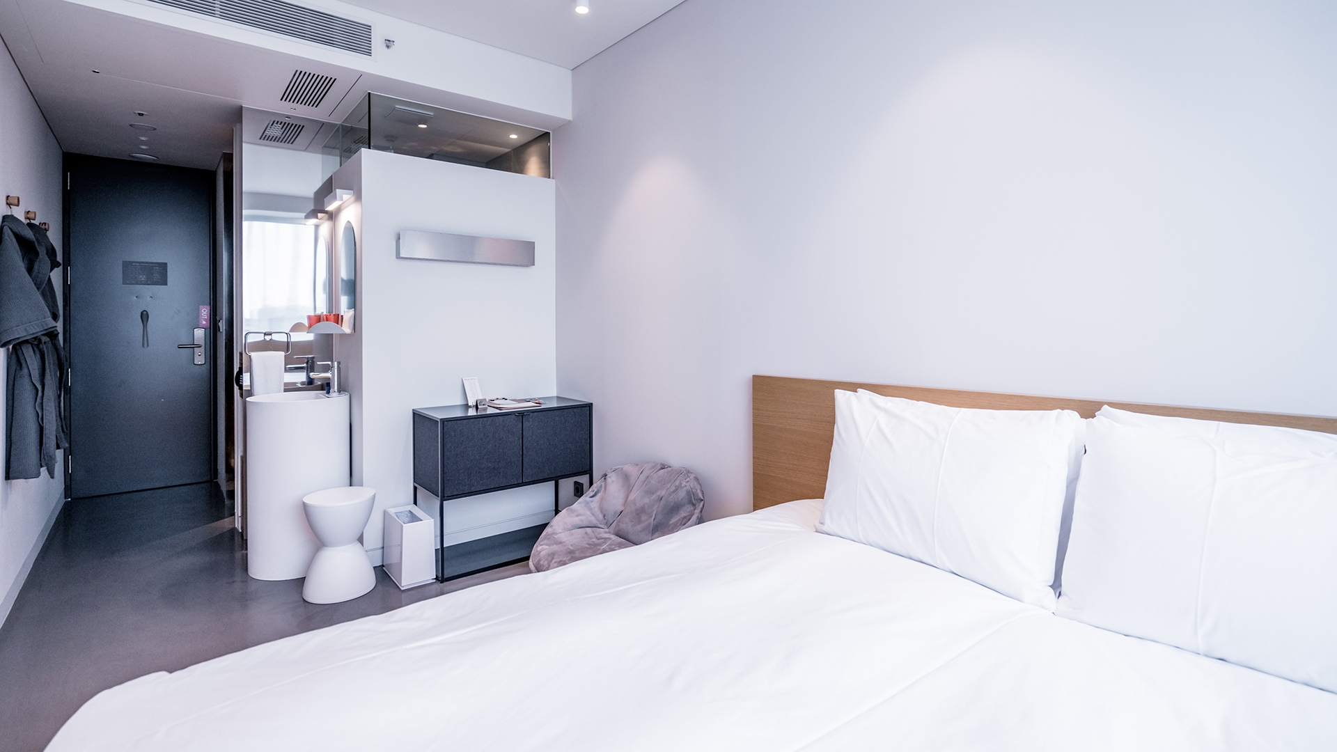 다운타운 킹 (스탠다드 더블)