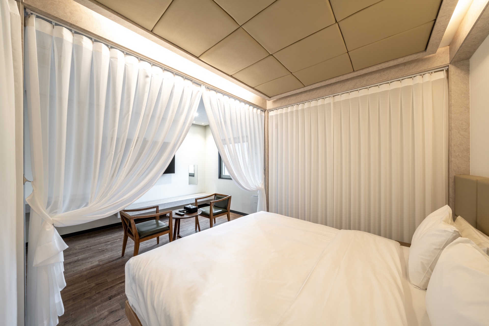 프리미엄 킹 (콩나물국밥 & 세미뷔페