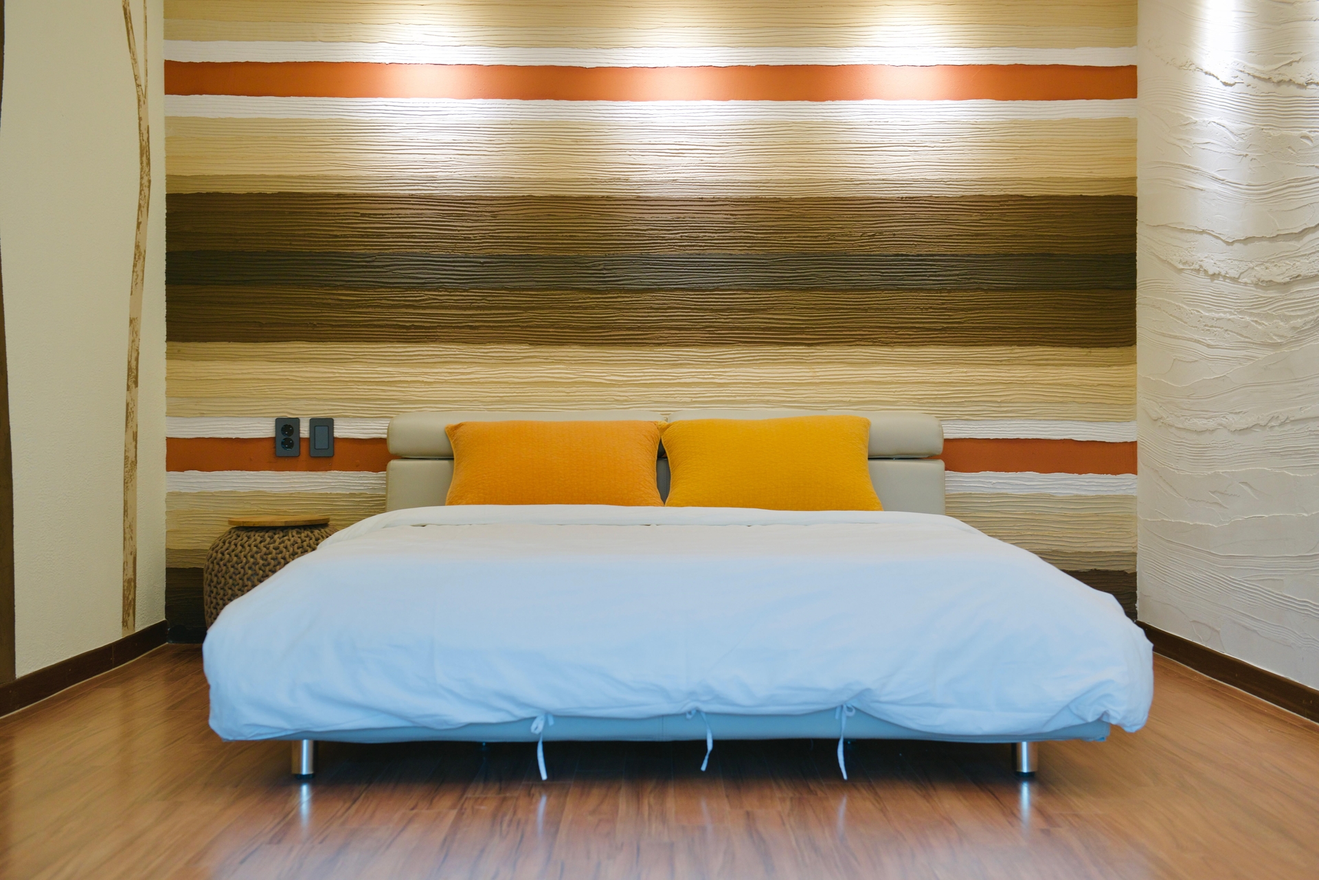 룸2 (더블베드 / 취사형)