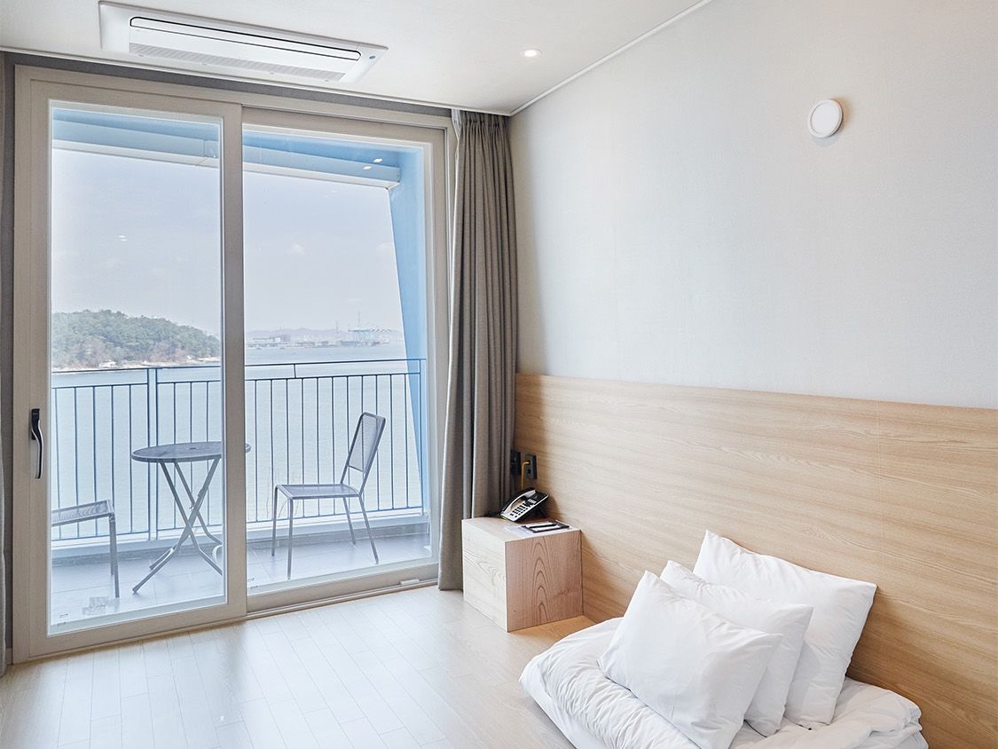 디럭스 패밀리 온돌 테라스 (오션뷰)