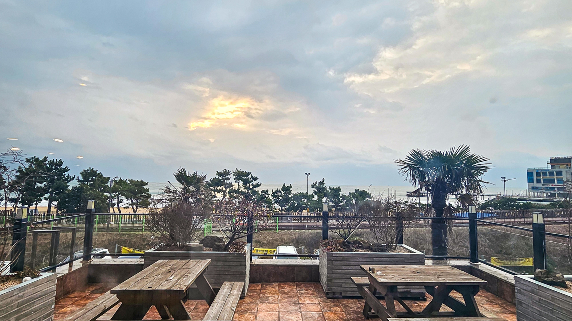 카페테리아 테라스