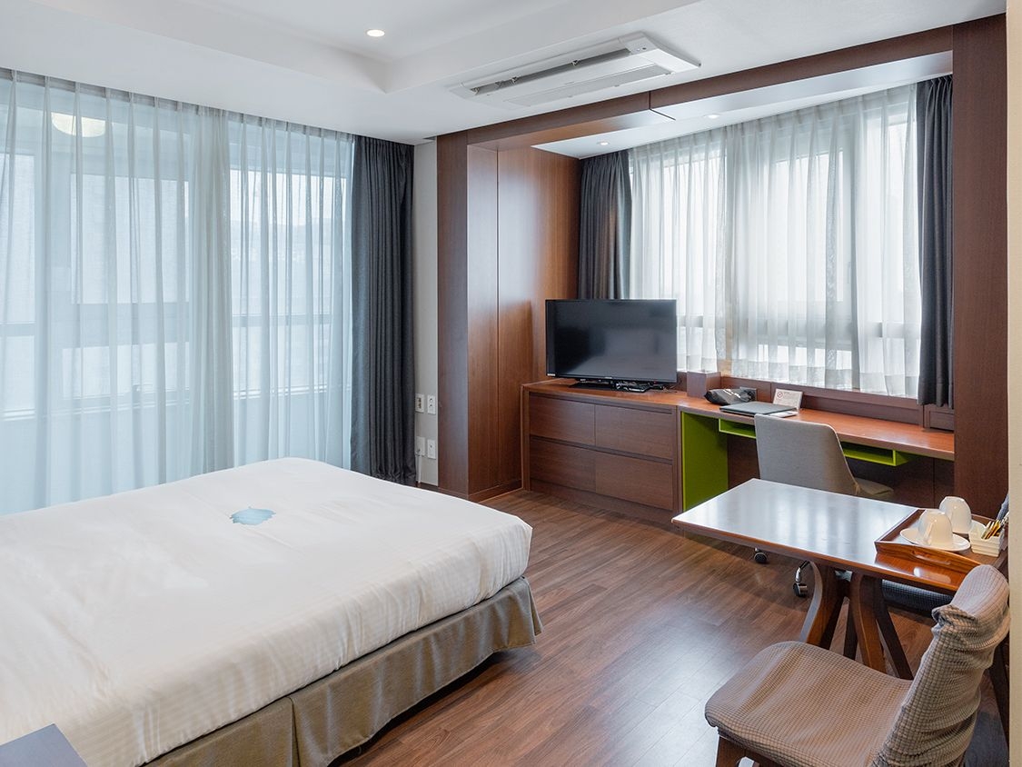 스튜디오 디럭스 더블