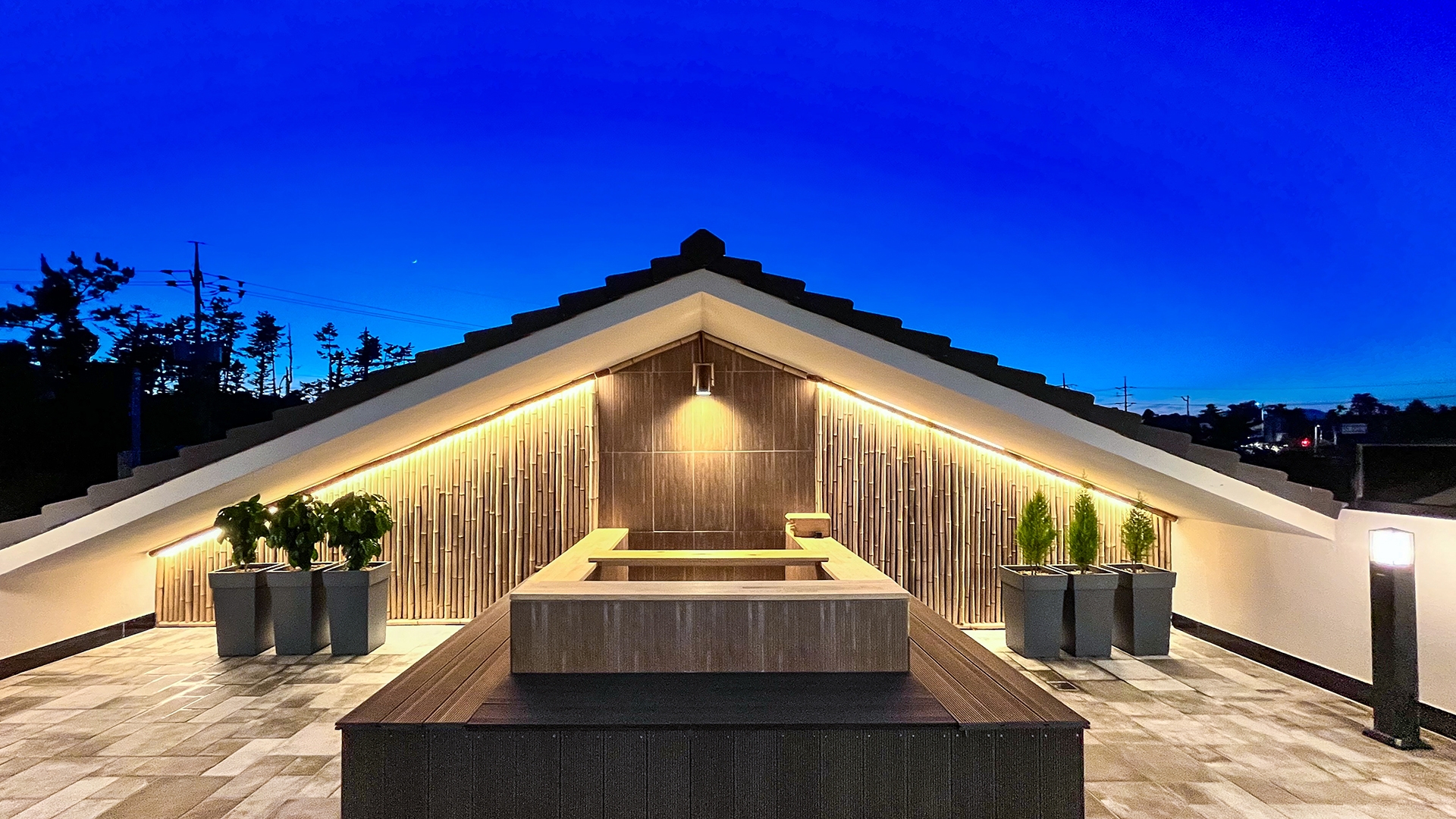 디럭스 스튜디오