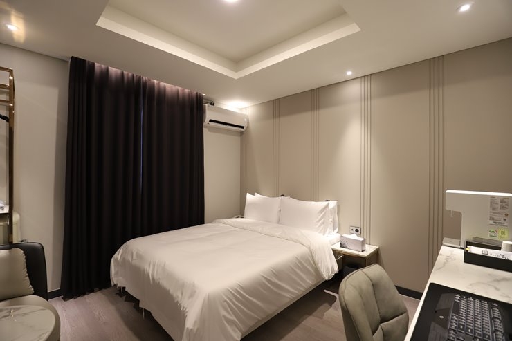 고사양PC [넷플릭스,스탠다드,70"