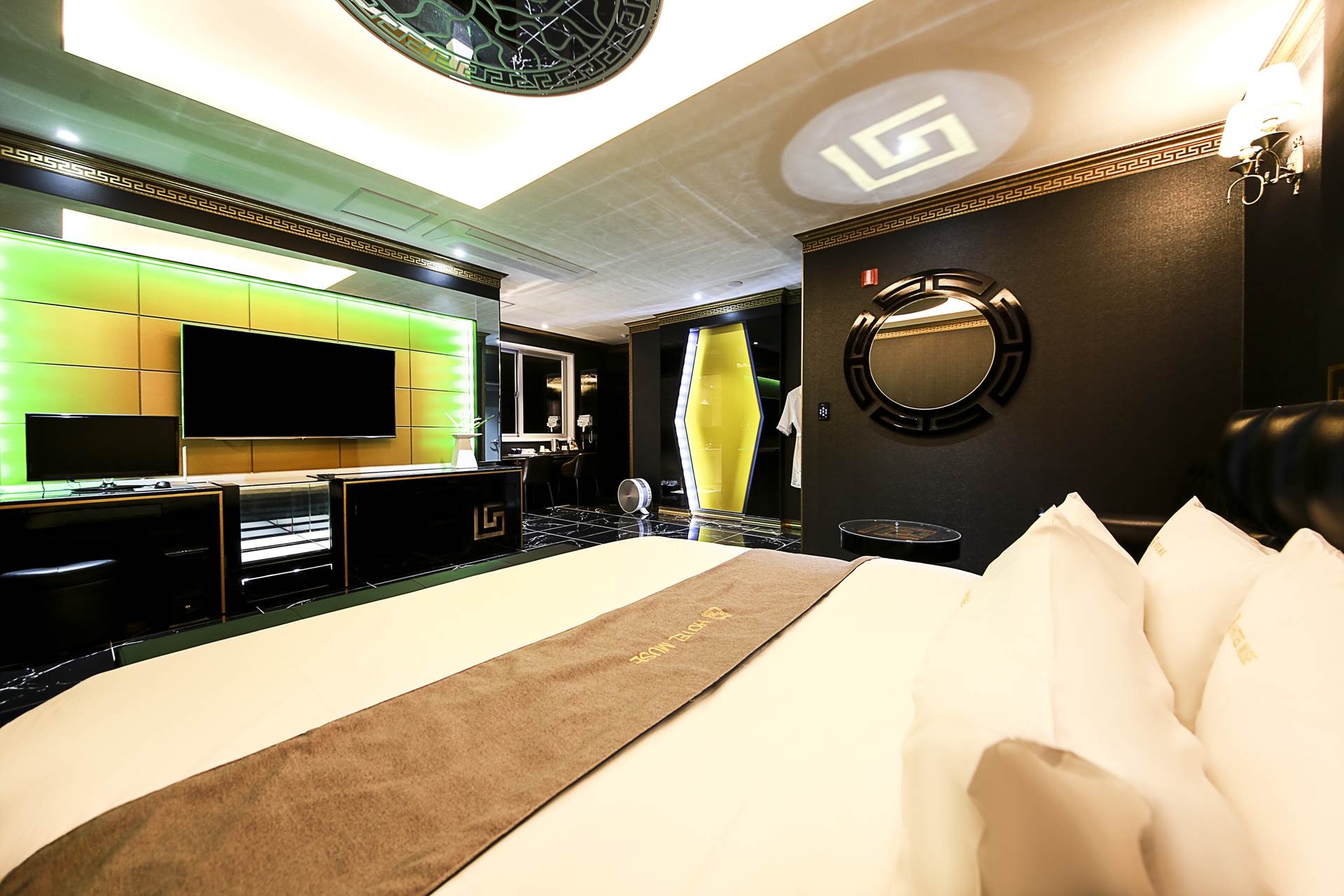 프리미엄(넷플릭스,웨이브,15평~20