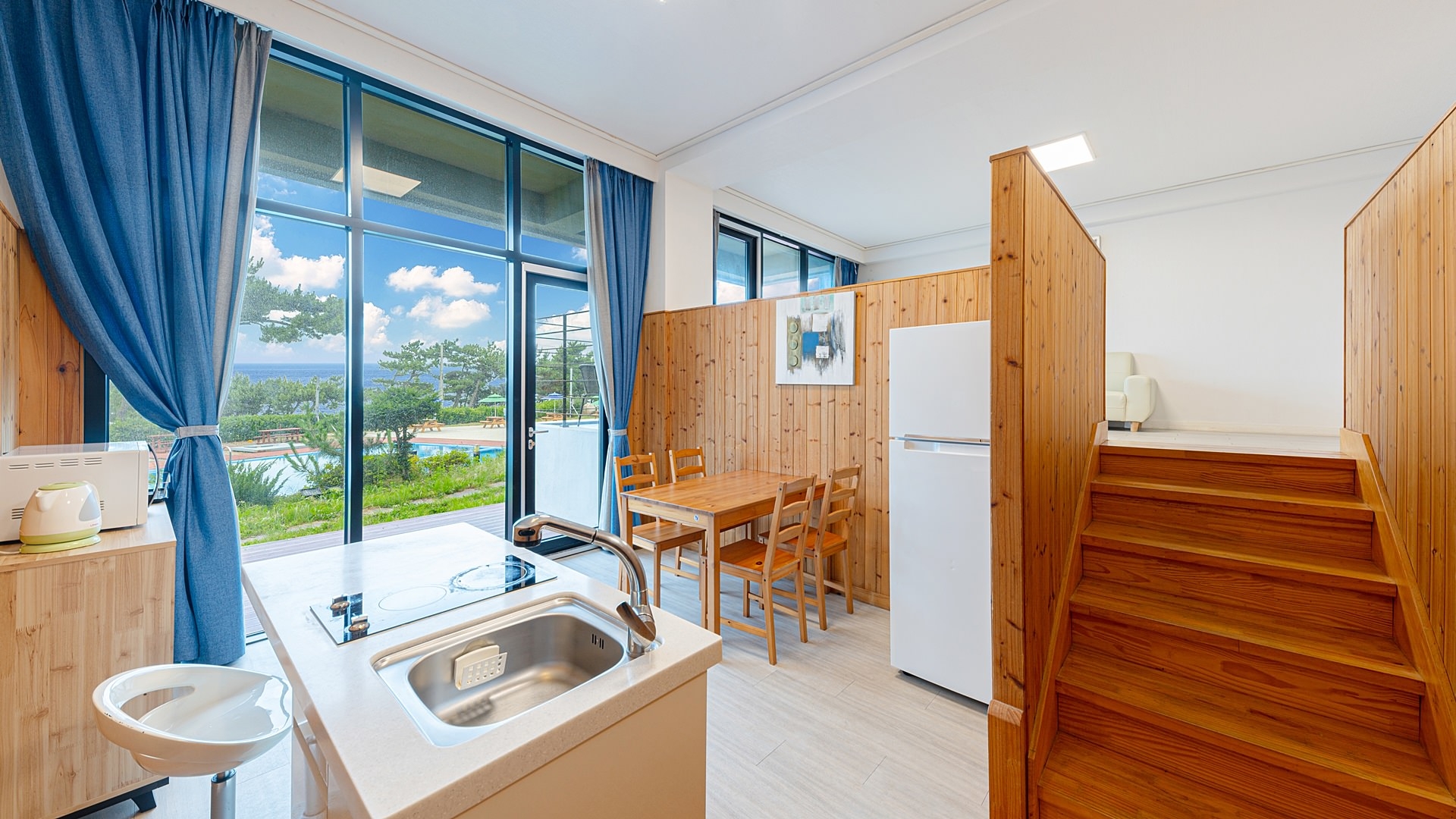 C101(오션뷰/반복층/단체룸/개별테라스)