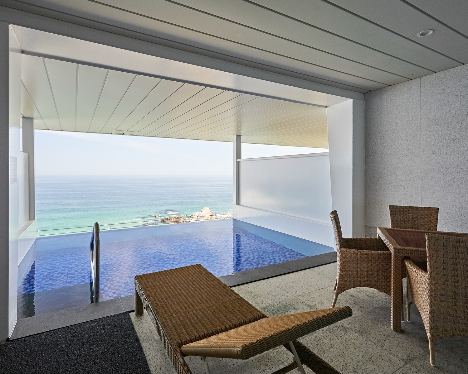 프라이빗 인피니티 풀빌라