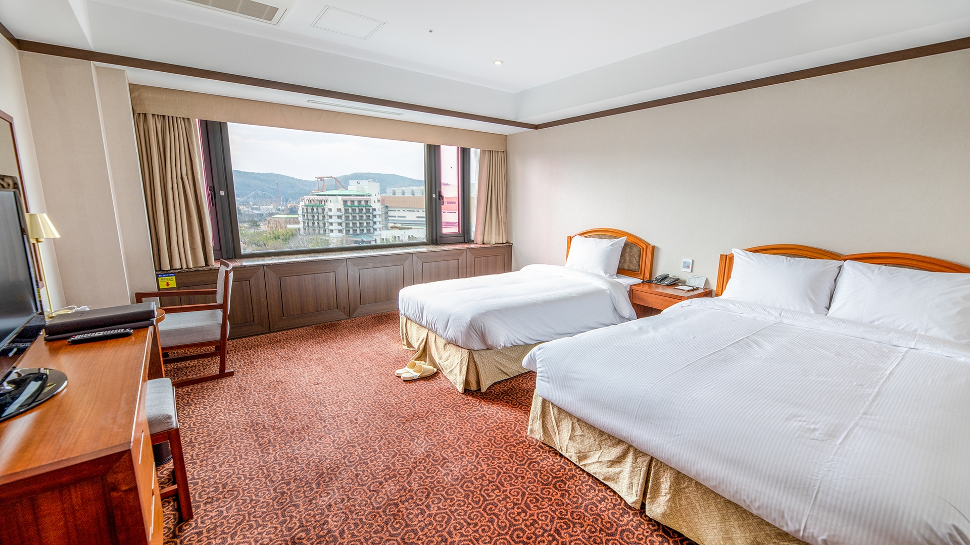 디럭스 트윈 (더블+싱글) 로드뷰