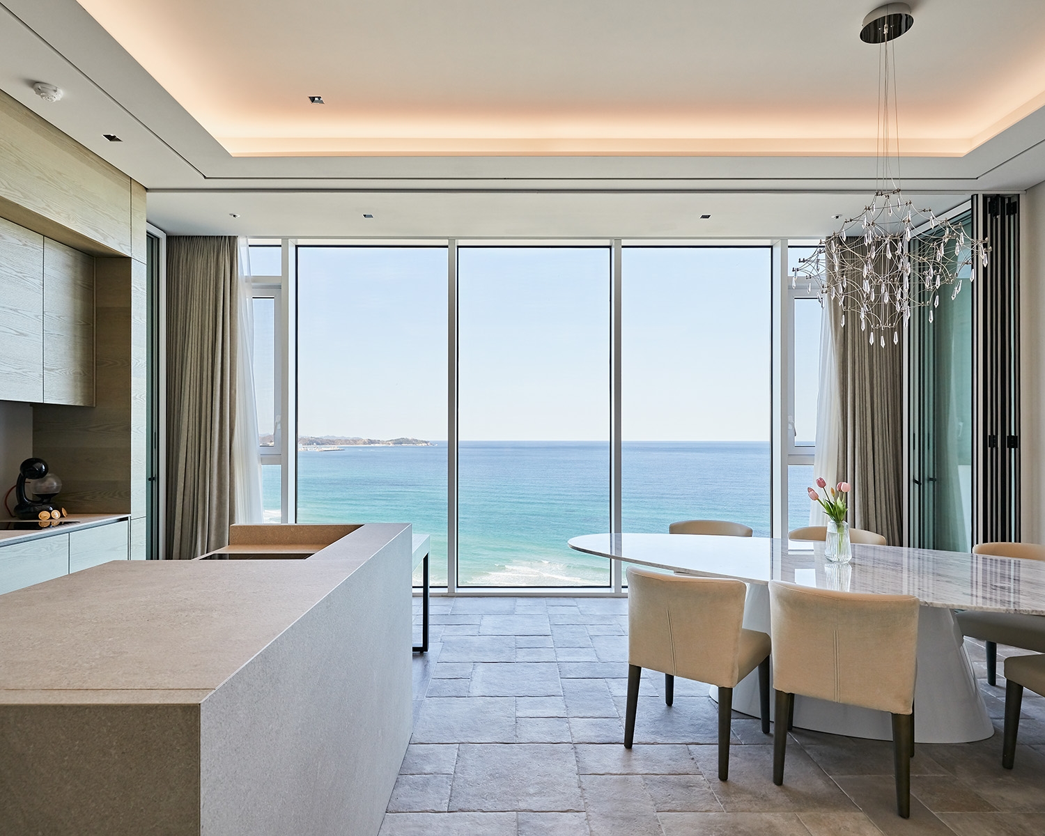 화이트 로얄 스위트