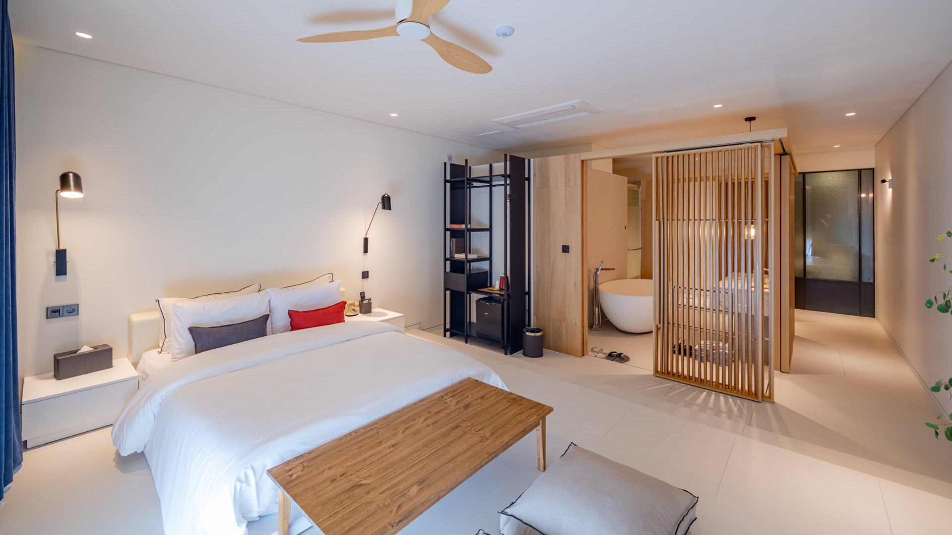 스탠다드 더블(넷플릭스, 웨이브 시청