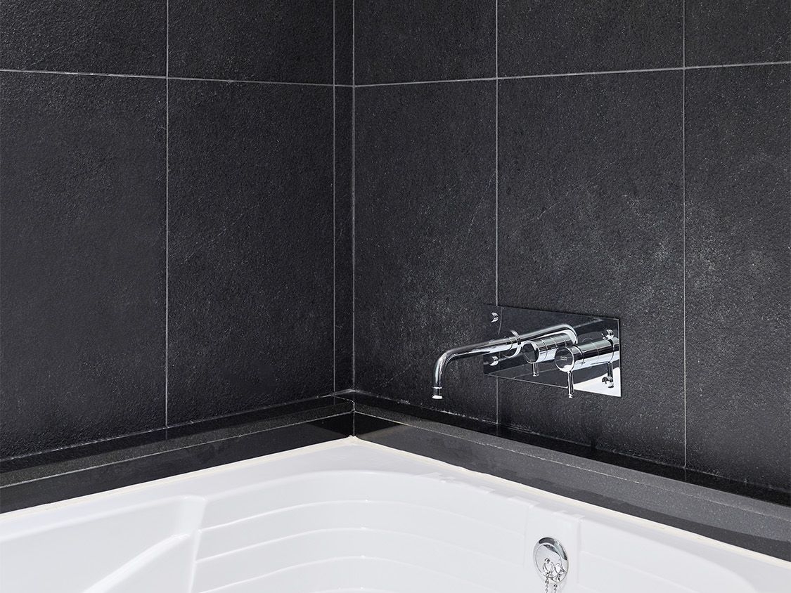 디럭스 더블 (창문 없음)