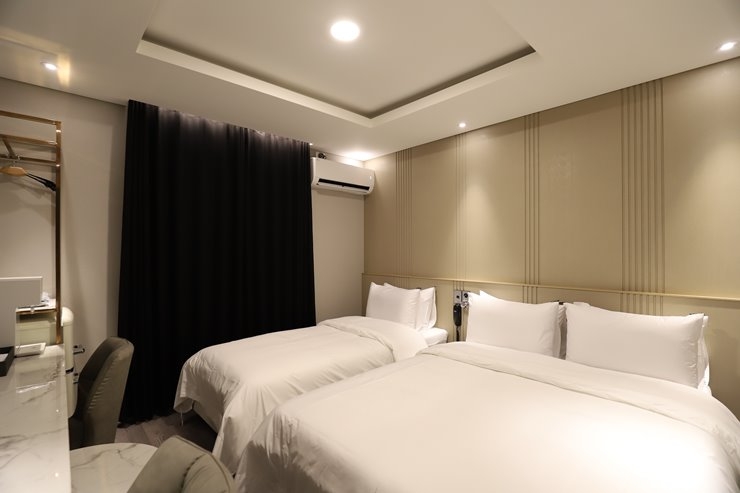 트윈 [넷플릭스,스탠다드+더블 / 싱