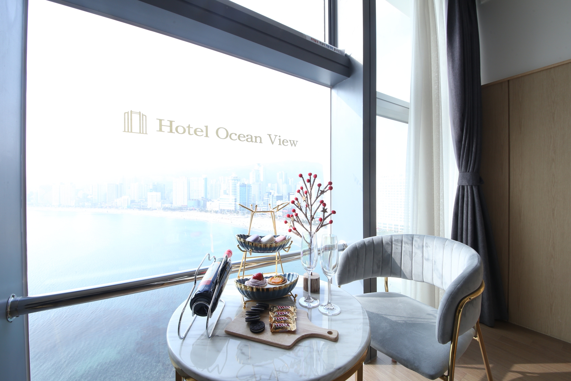 와인 PKG(랜덤객실 + 오션뷰+와인