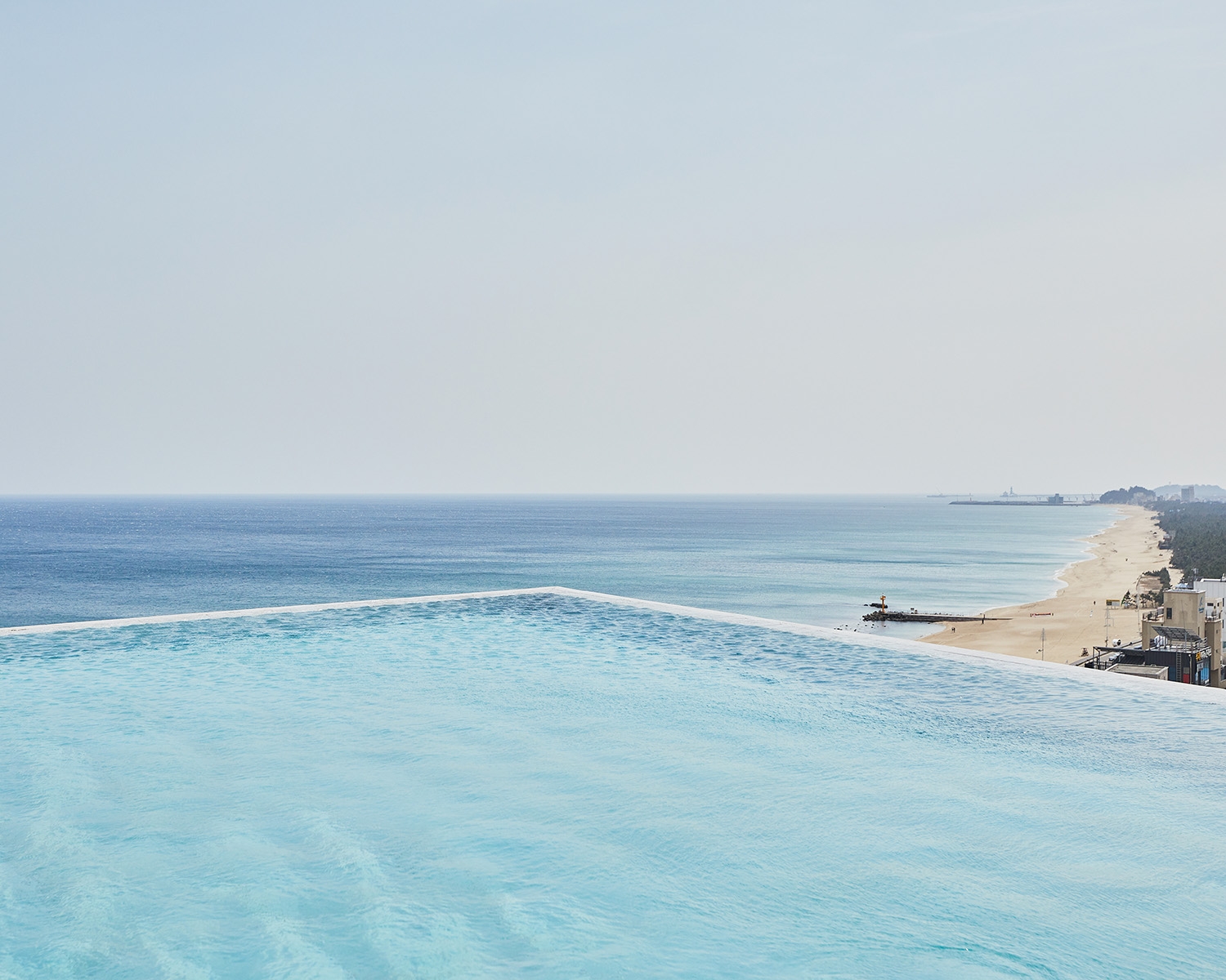 비치 온 더 클라우드