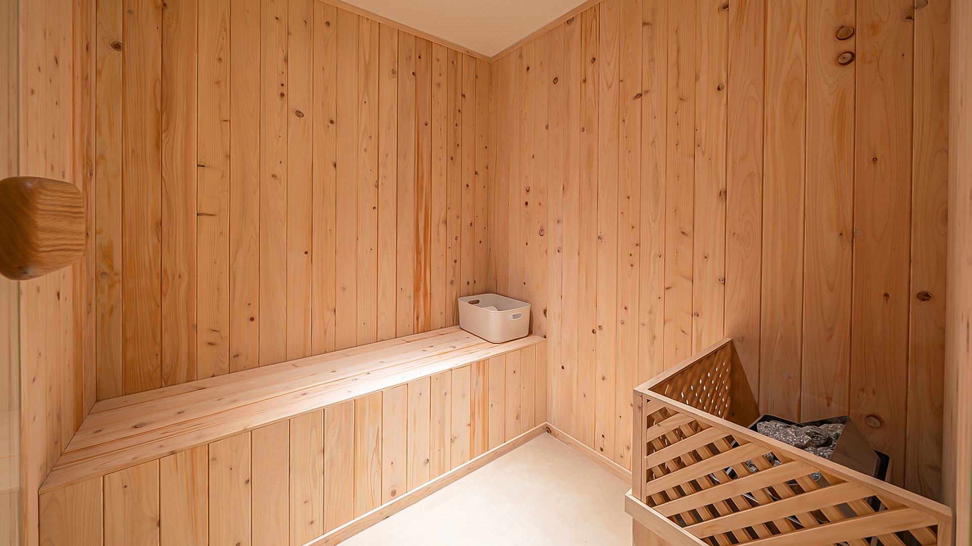 요가 슈퍼 디럭스 (사우나)