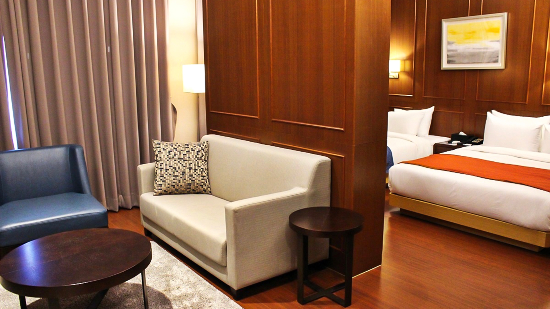 패밀리 시티 스위트 